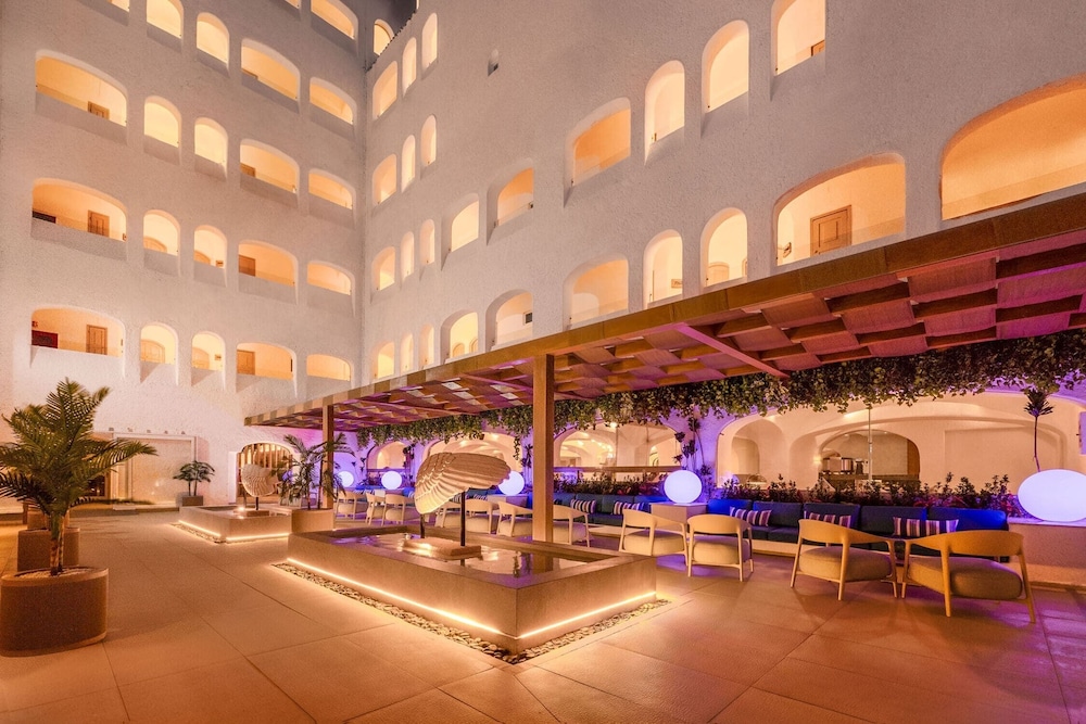 GR Solaris Caribe Adults Only - All Inclusive — Restaurant & bars in Cancun, Quintana Roo