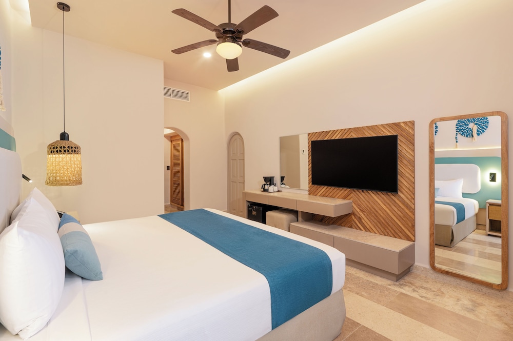 GR Solaris Caribe Adults Only - All Inclusive — Hotel rooms in Cancun, Quintana Roo
