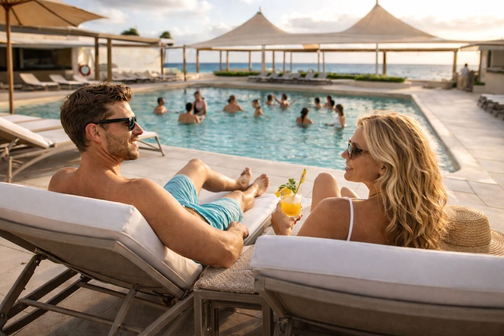 GR Solaris Caribe Adults Only - All Inclusive — Swimming pool in Cancun, Quintana Roo
