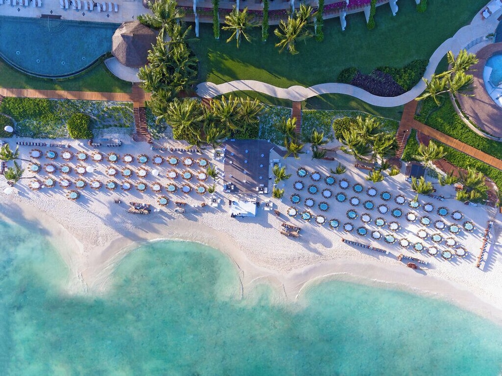 Grand Velas Riviera Maya - All Inclusive — Beach in Playa del Carmen, Quintana Roo