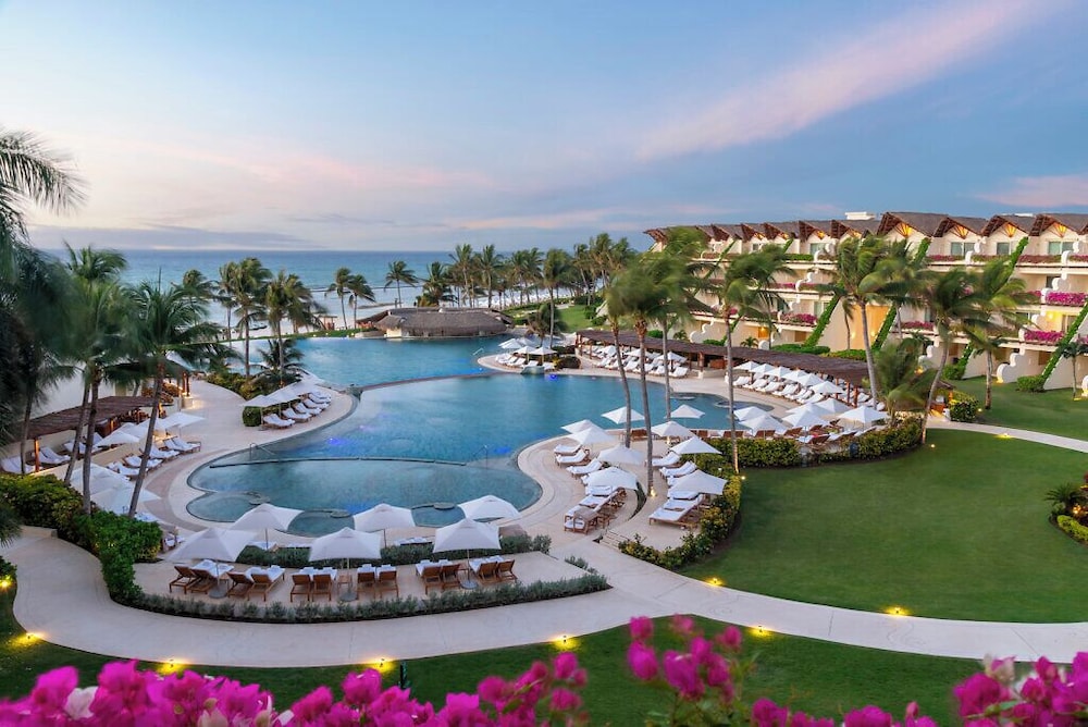 Grand Velas Riviera Maya - All Inclusive — Swimming pool in Playa del Carmen, Quintana Roo