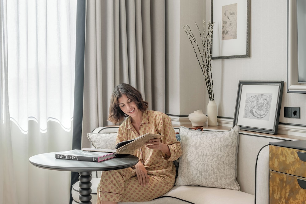 BLESS Barcelona - Preferred Hotels & Resorts, Legend Collection — Hotel rooms in Barcelona, Catalonia