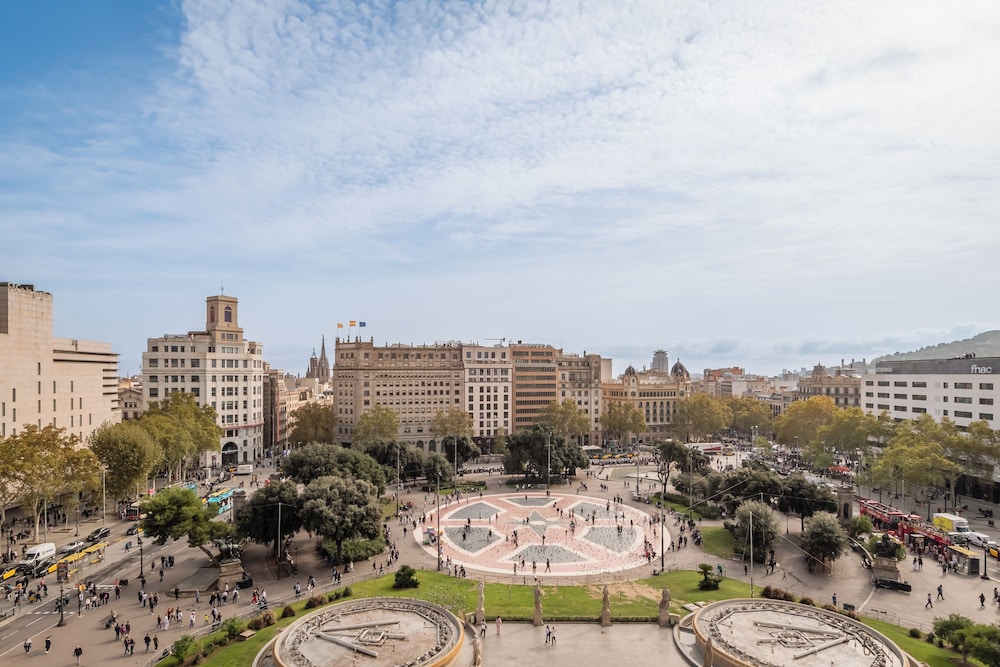 BLESS Barcelona - New Opening 2026 - zdjęcie 5