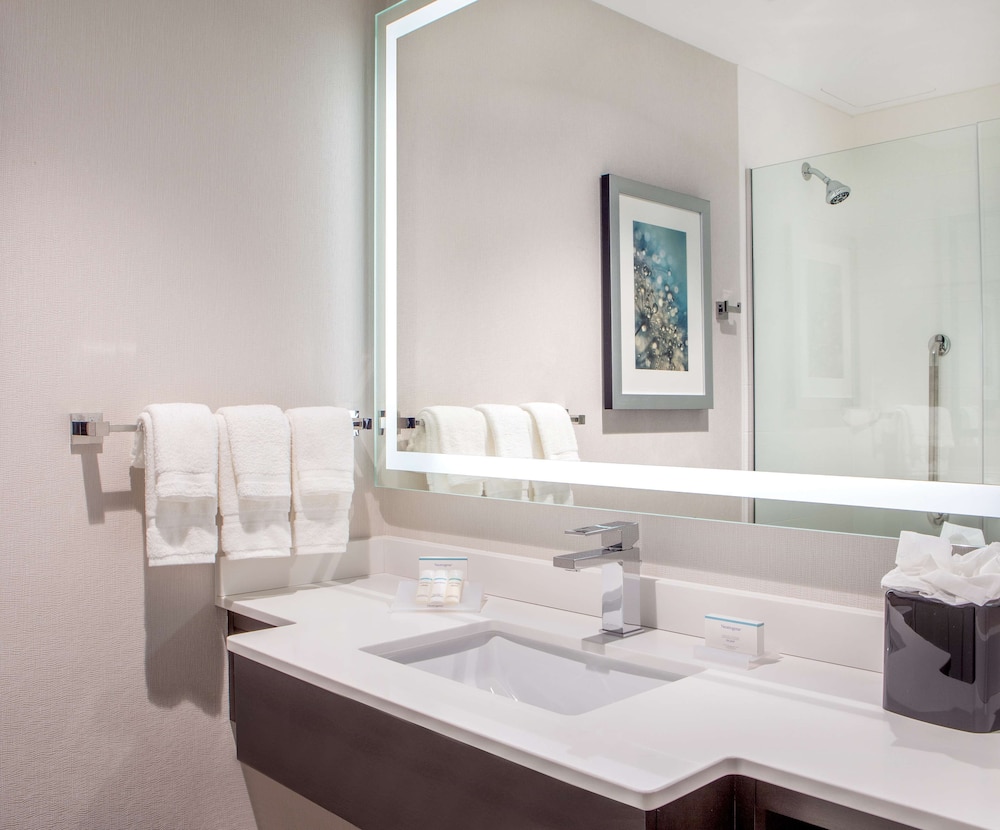Hilton Garden Inn NYC Financial Center/Manhattan Downtown — Hotel rooms in New York City, New York State