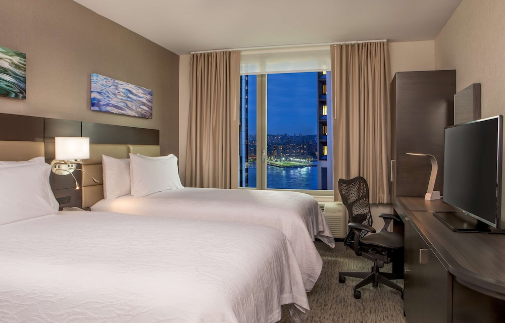Hilton Garden Inn NYC Financial Center/Manhattan Downtown — Hotel rooms in New York City, New York State
