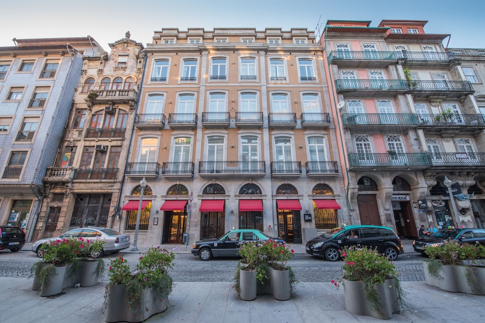 The Editory House Ribeira Porto Hotel