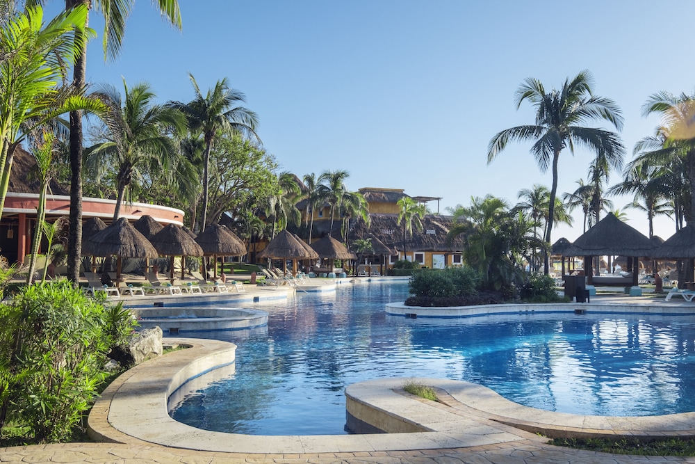 Iberostar Waves Tucán - All Inclusive — Playa del Carmen, Quintana Roo