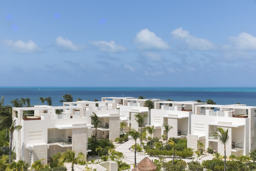 Beloved Playa Mujeres - Couples Only All Inclusive — Playa Mujeres, Quintana Roo