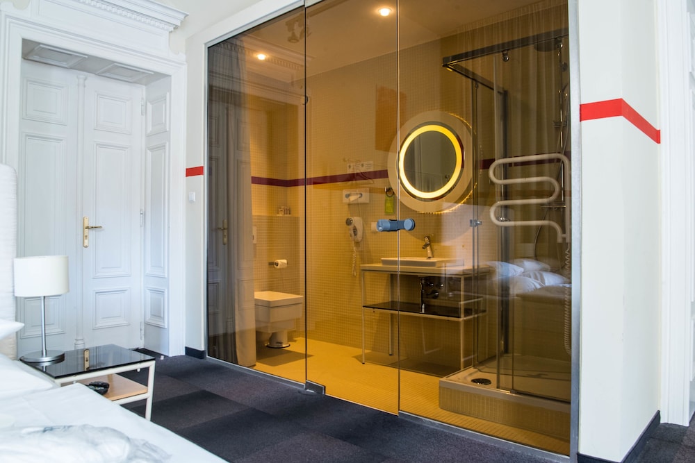 Home ApartHotel — Hotel rooms in Krakow, Lesser Poland
