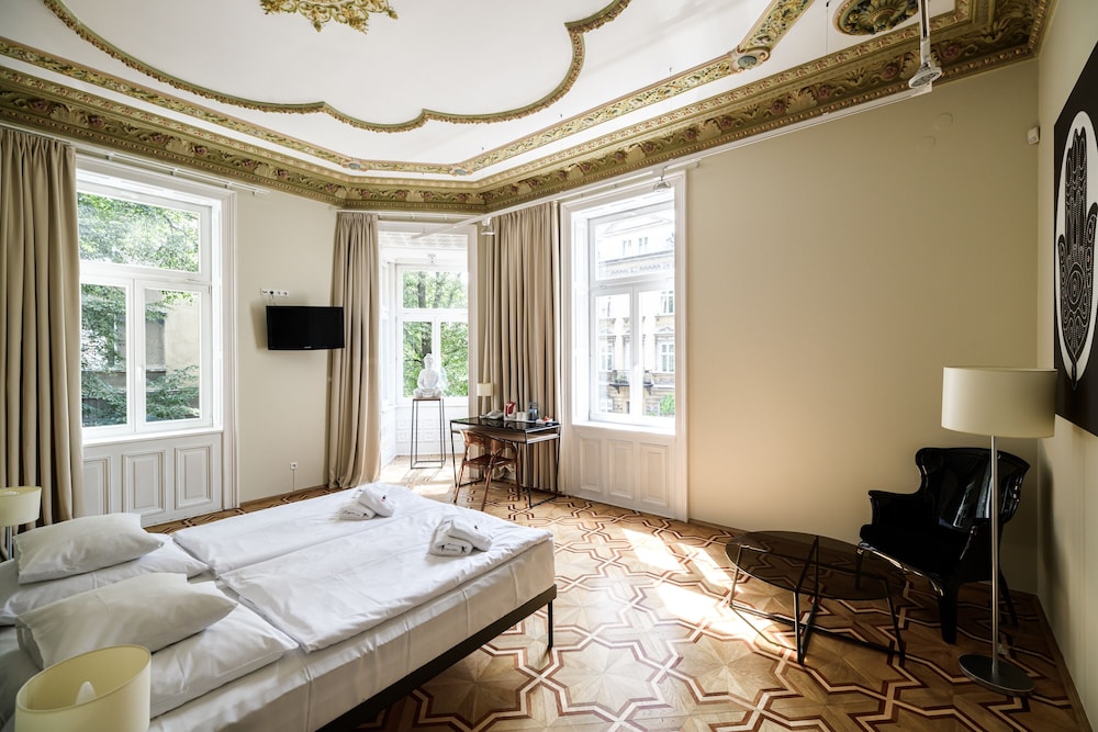 Home ApartHotel — Hotel rooms in Krakow, Lesser Poland