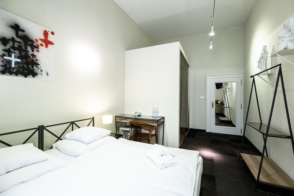Home ApartHotel — Hotel rooms in Krakow, Lesser Poland