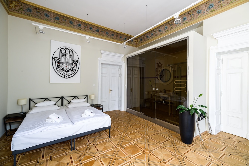 Home ApartHotel — Hotel rooms in Krakow, Lesser Poland