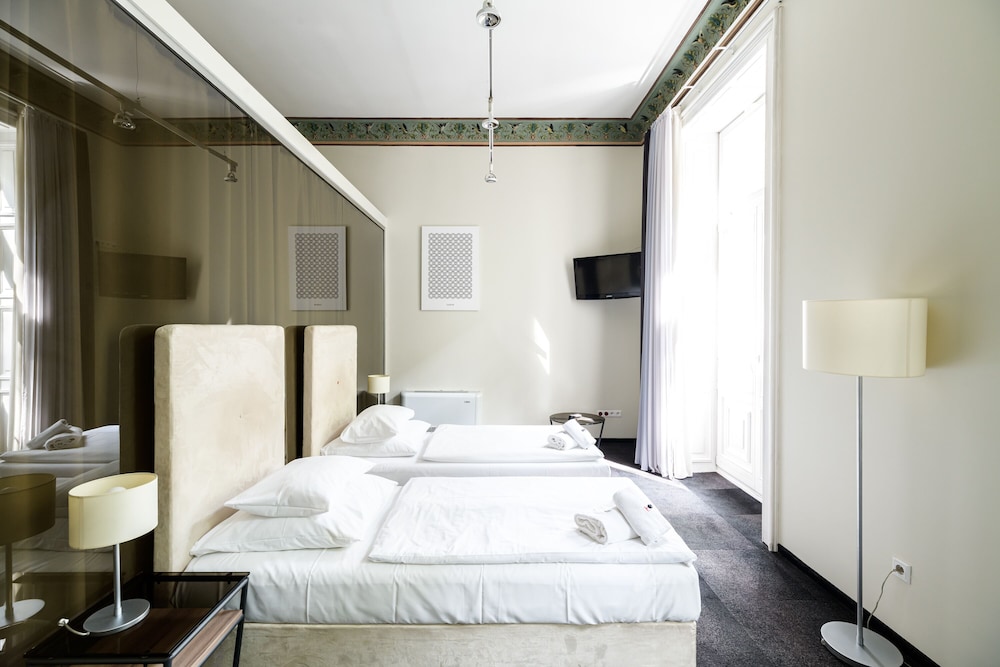 Home ApartHotel — Hotel rooms in Krakow, Lesser Poland