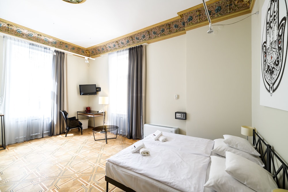 Home ApartHotel — Hotel rooms in Krakow, Lesser Poland