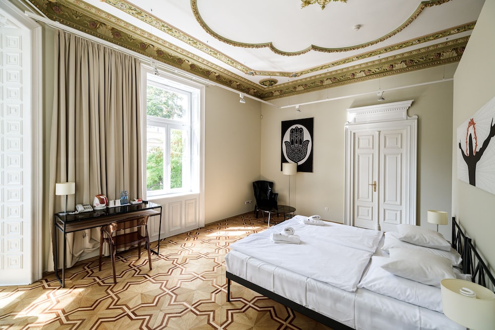 Home ApartHotel — Hotel rooms in Krakow, Lesser Poland