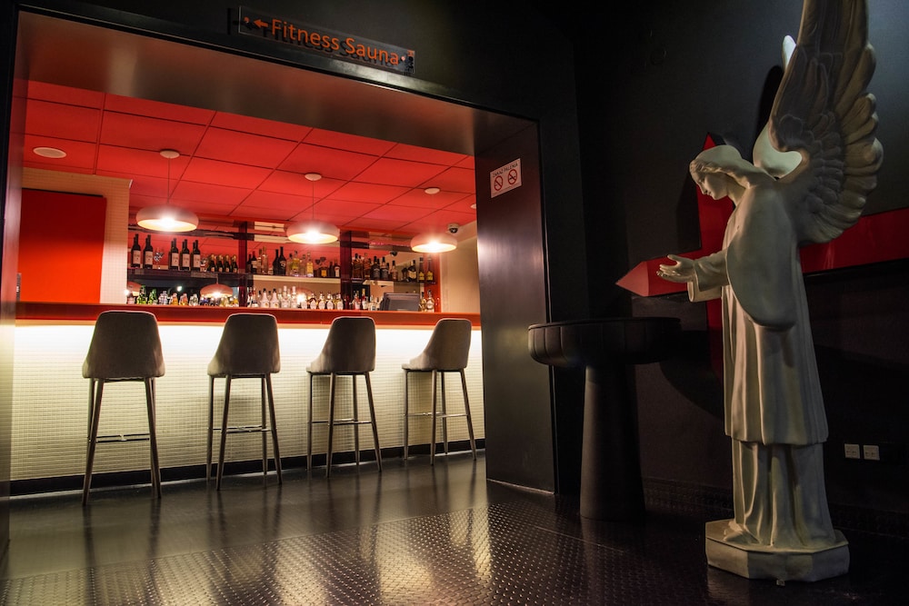 Home ApartHotel — Restaurant & bars in Krakow, Lesser Poland