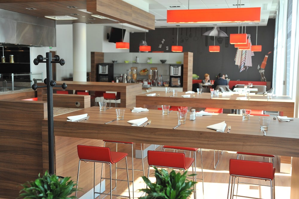 ibis Krakow Stare Miasto — Restaurant & bars in Krakow, Lesser Poland