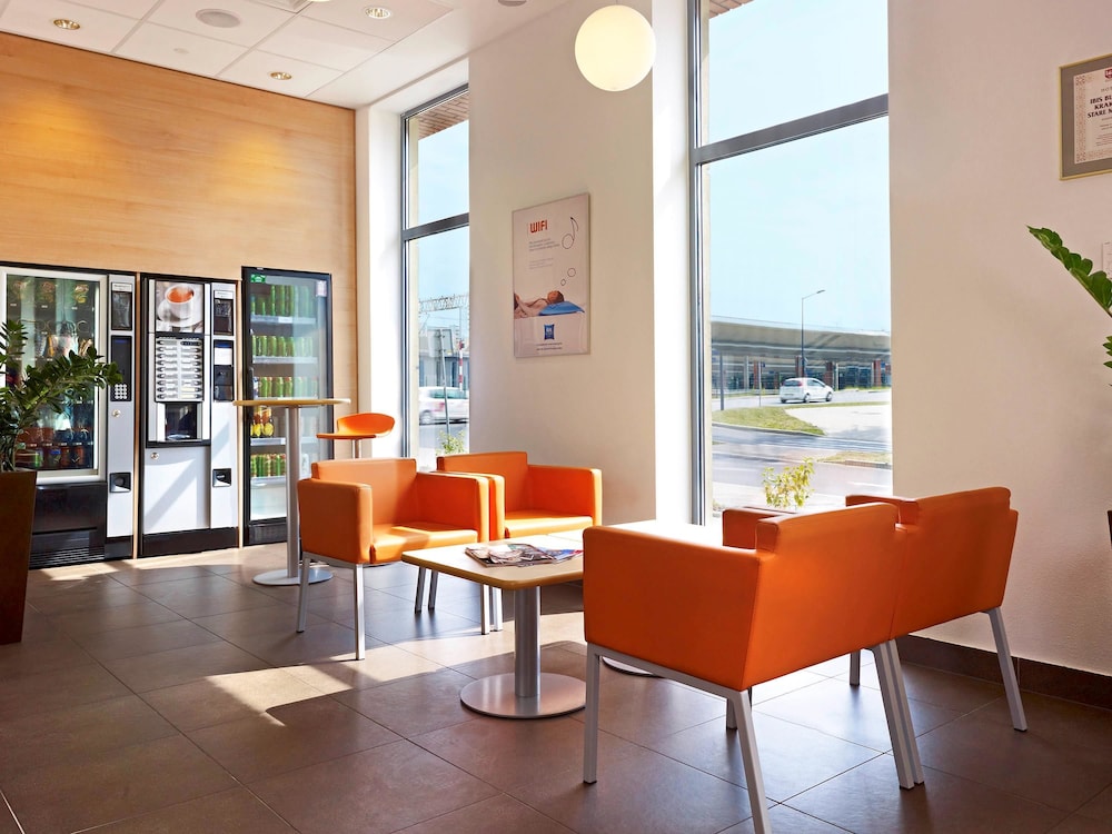 ibis Krakow Stare Miasto — Hotel building in Krakow, Lesser Poland