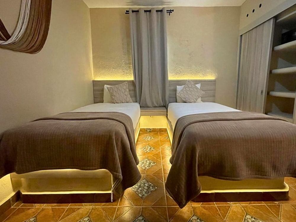 Quinta Nina Playa del Carmen - Adults Only — Hotel rooms in Playa del Carmen, Quintana Roo