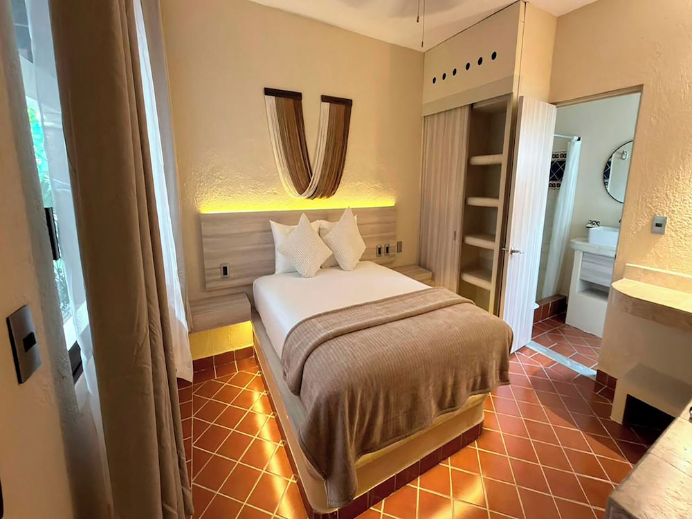 Quinta Nina Playa del Carmen - Adults Only — Hotel rooms in Playa del Carmen, Quintana Roo