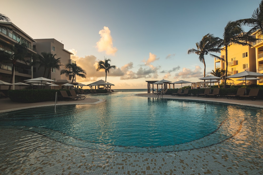 Dreams Jade Resort & Spa - All Inclusive — Swimming pool in Puerto Morelos, Quintana Roo