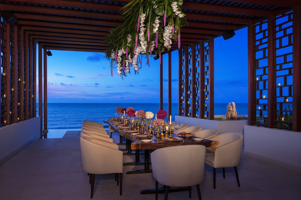 Dreams Jade Resort & Spa - All Inclusive — Restaurant & bars in Puerto Morelos, Quintana Roo