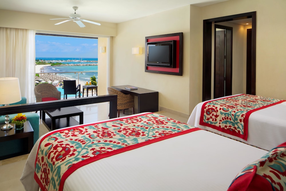 Dreams Jade Resort & Spa - All Inclusive — Hotel rooms in Puerto Morelos, Quintana Roo