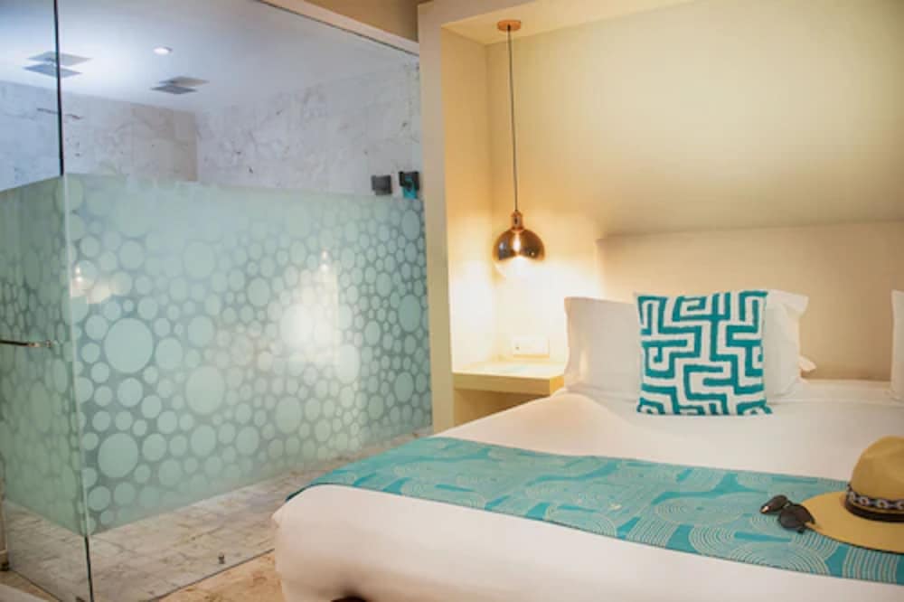The Palm at Playa — Hotel rooms in Playa del Carmen, Quintana Roo