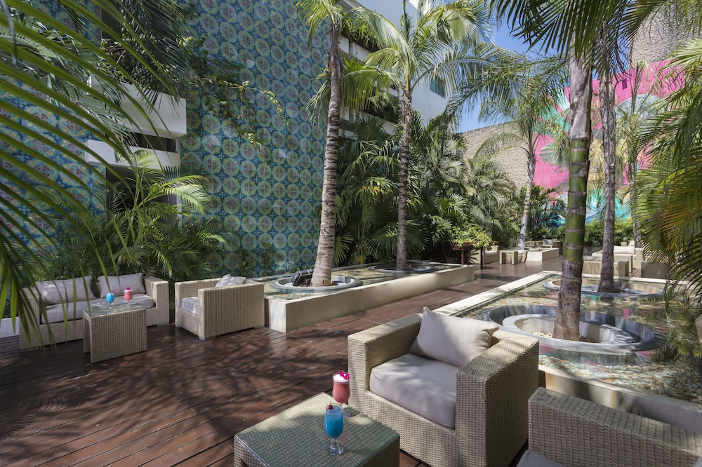 The Palm at Playa — Restaurant & bars in Playa del Carmen, Quintana Roo