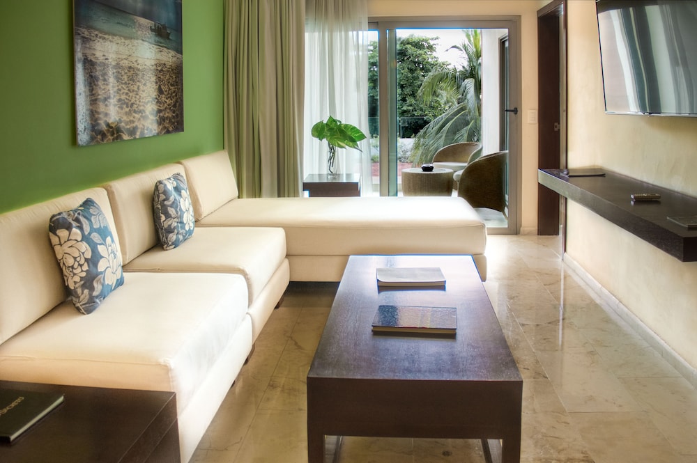 The Palm at Playa — Hotel rooms in Playa del Carmen, Quintana Roo