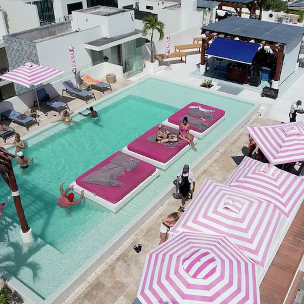 The Palm at Playa — Swimming pool in Playa del Carmen, Quintana Roo