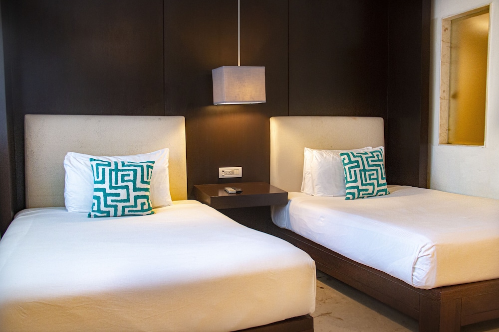 The Palm at Playa — Hotel rooms in Playa del Carmen, Quintana Roo