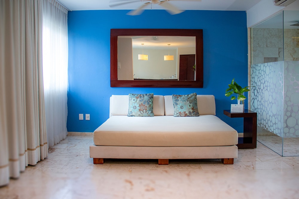 The Palm at Playa — Hotel rooms in Playa del Carmen, Quintana Roo
