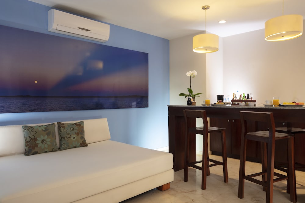 The Palm at Playa — Hotel rooms in Playa del Carmen, Quintana Roo