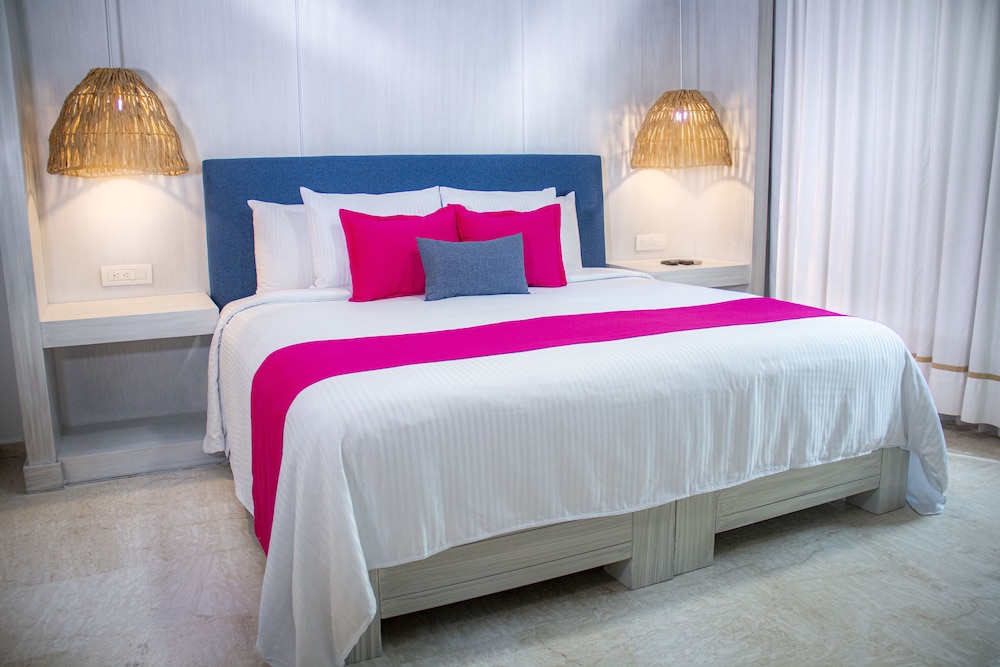 The Palm at Playa — Hotel rooms in Playa del Carmen, Quintana Roo
