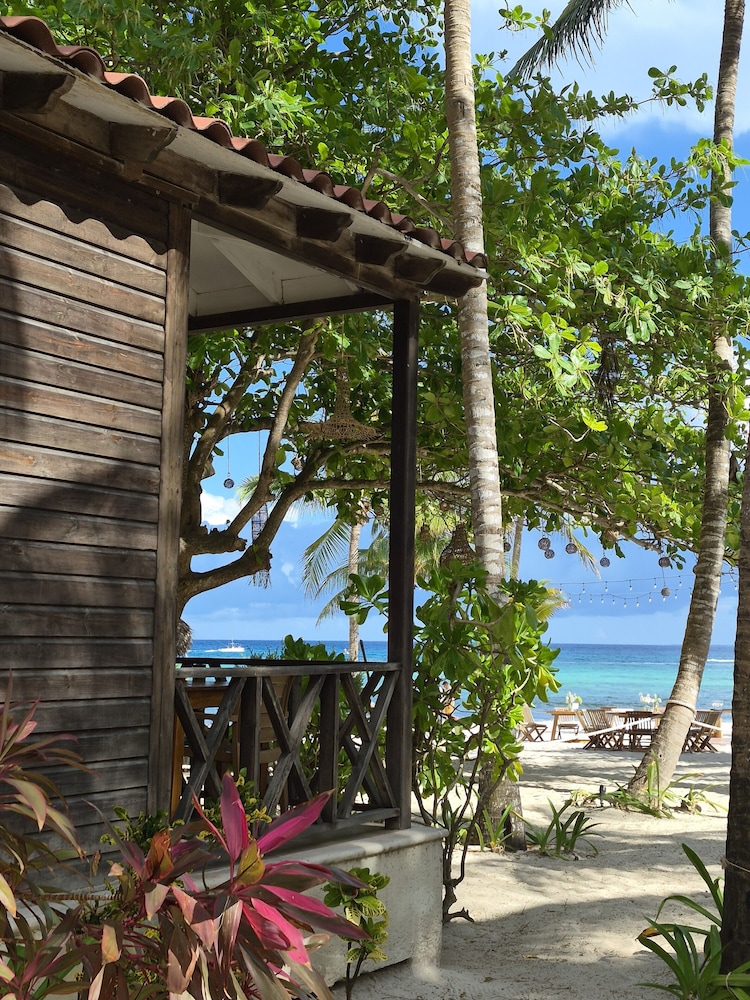 Petit Lafitte Beachfront Hotel & Bungalows — Beach in Playa del Carmen, Quintana Roo