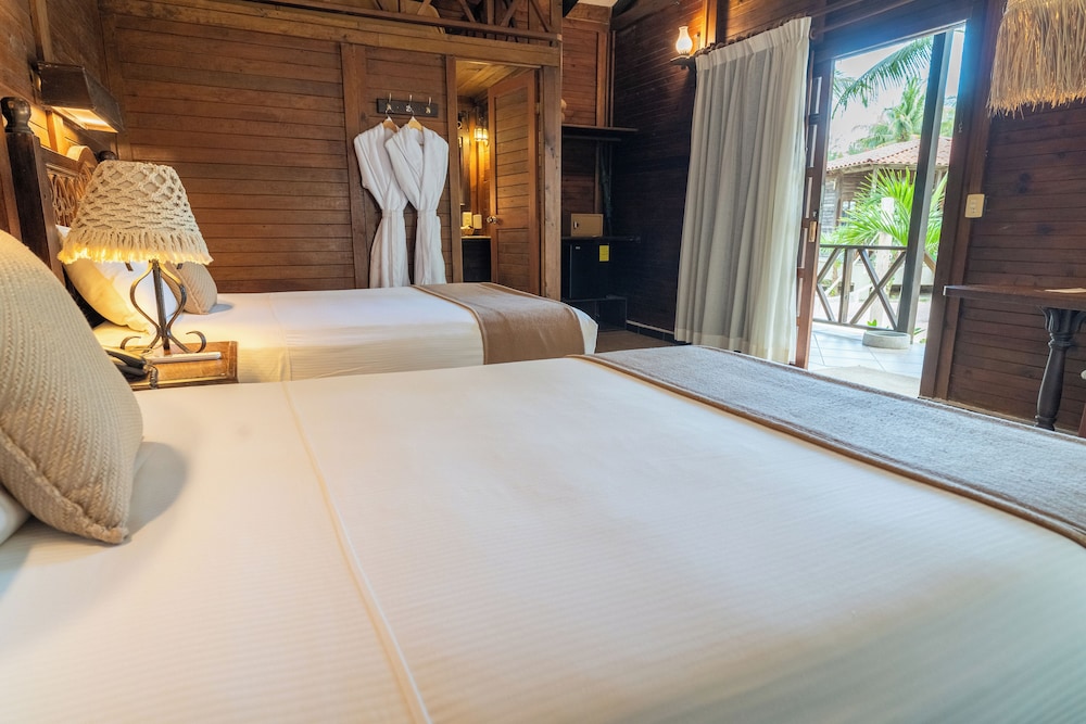 Petit Lafitte Beachfront Hotel & Bungalows — Hotel rooms in Playa del Carmen, Quintana Roo