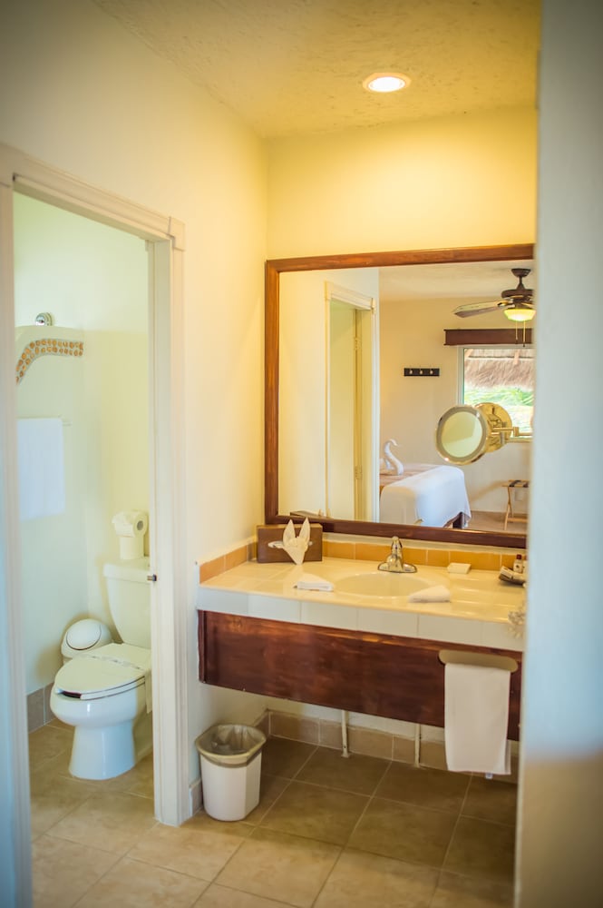 Petit Lafitte Beachfront Hotel & Bungalows — Hotel rooms in Playa del Carmen, Quintana Roo