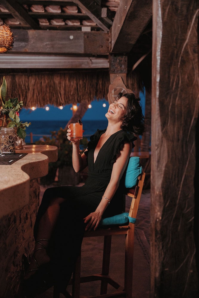 Petit Lafitte Beachfront Hotel & Bungalows — Restaurant & bars in Playa del Carmen, Quintana Roo