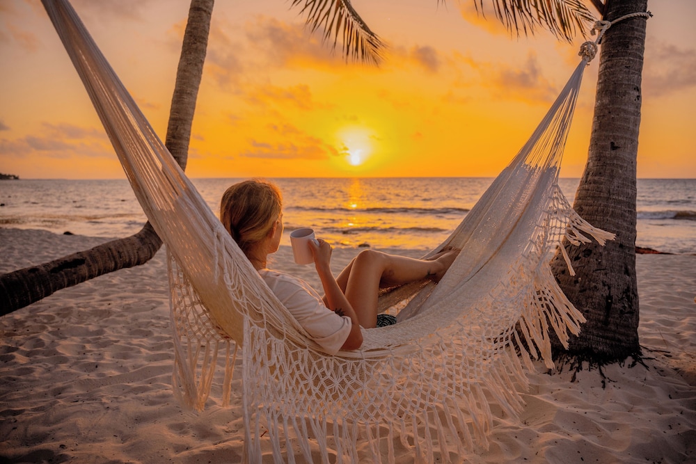 Petit Lafitte Beachfront Hotel & Bungalows — Beach in Playa del Carmen, Quintana Roo