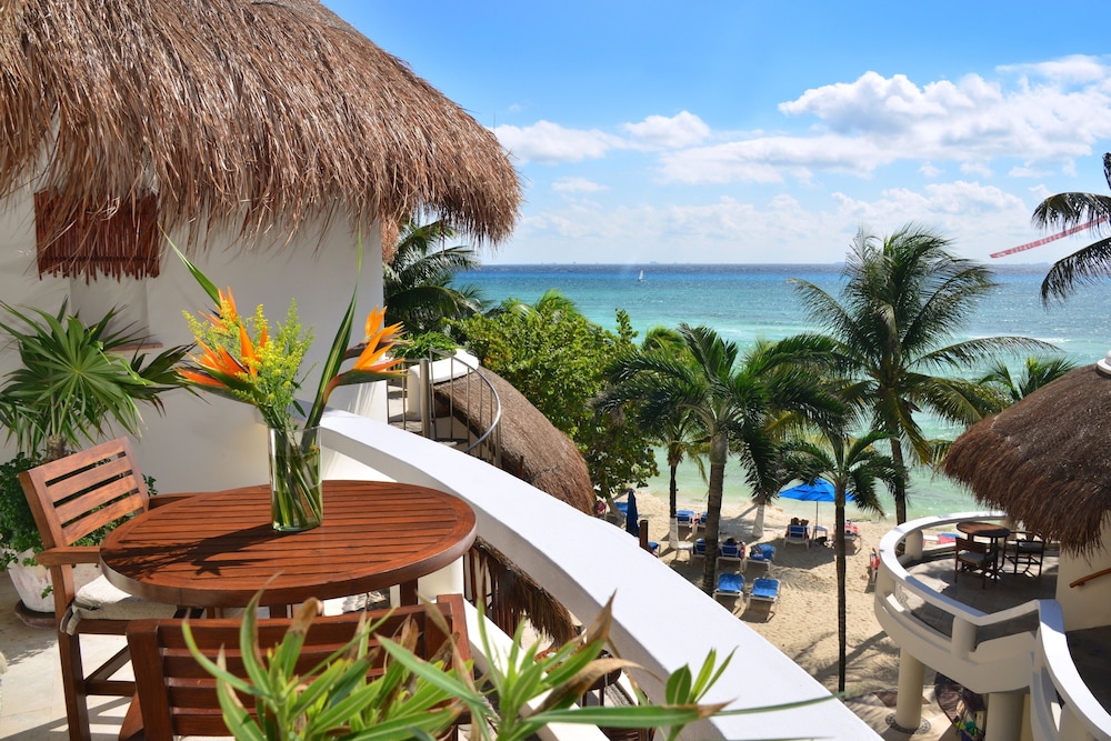 Playa Palms Beach Hotel — Beach in Playa del Carmen, Quintana Roo