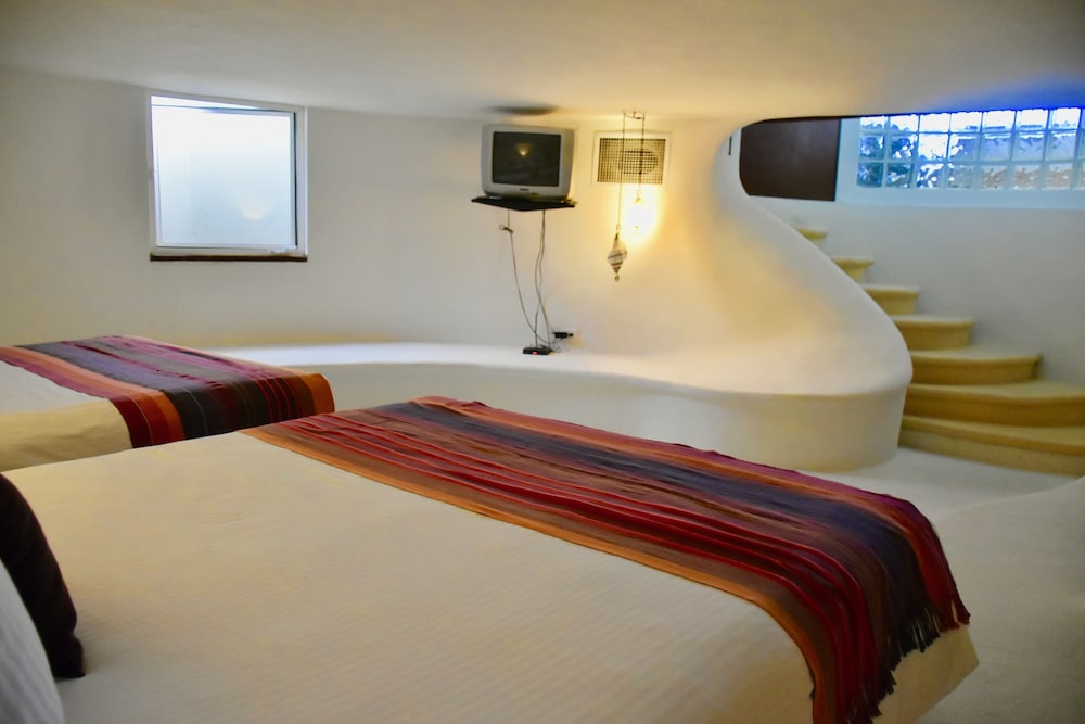 Playa Palms Beach Hotel — Hotel rooms in Playa del Carmen, Quintana Roo