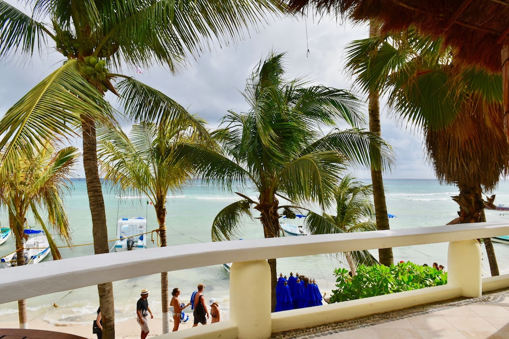 Playa Palms Beach Hotel — Beach in Playa del Carmen, Quintana Roo