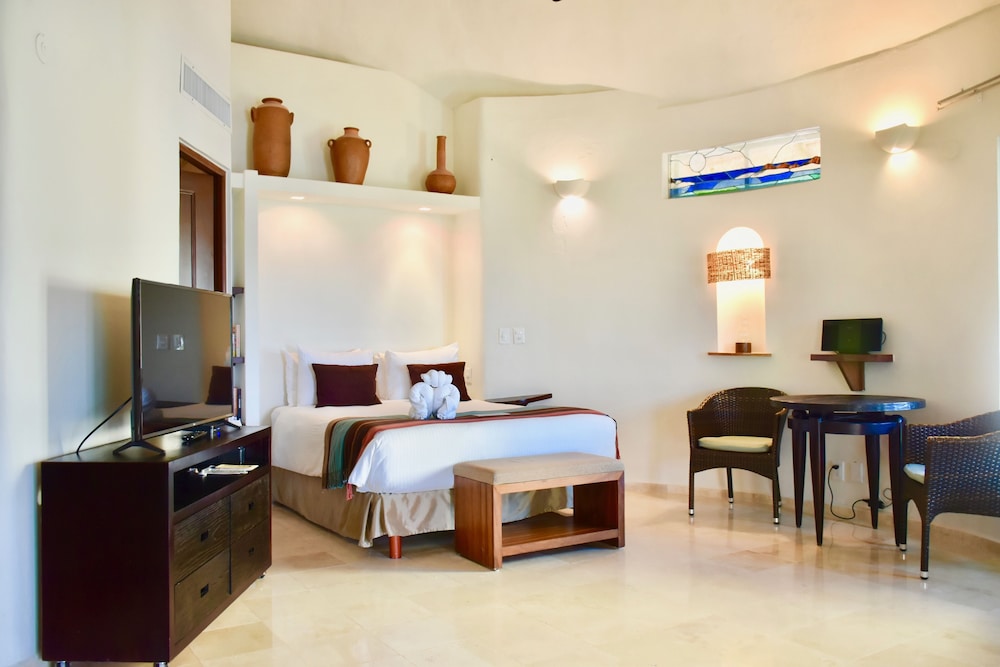 Playa Palms Beach Hotel — Hotel rooms in Playa del Carmen, Quintana Roo