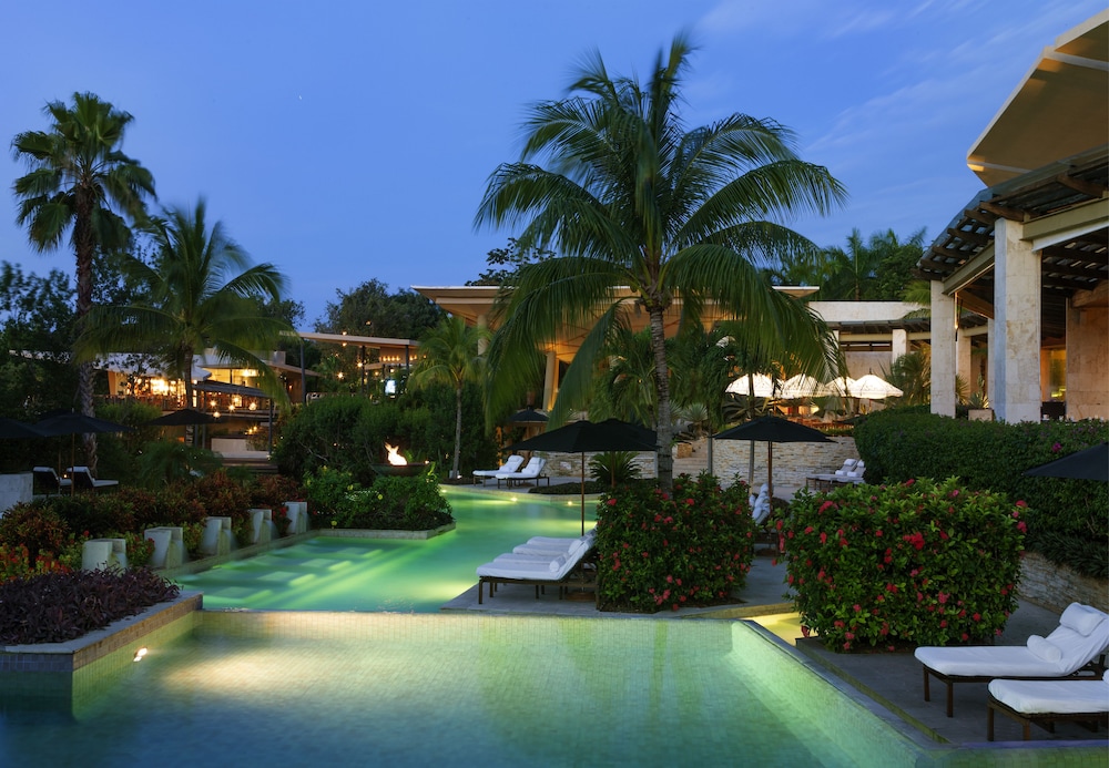 Rosewood Mayakoba — Swimming pool in Playa del Carmen, Quintana Roo