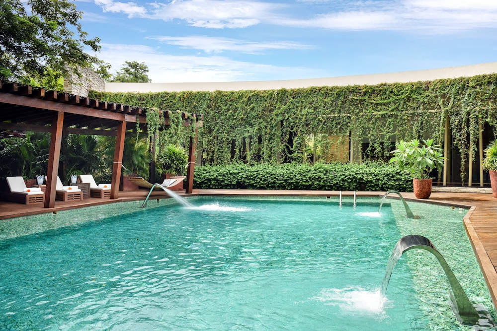 Rosewood Mayakoba — Swimming pool in Playa del Carmen, Quintana Roo