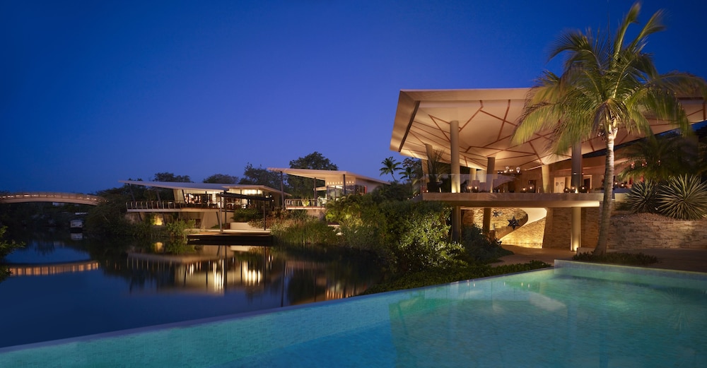 Rosewood Mayakoba — Swimming pool in Playa del Carmen, Quintana Roo