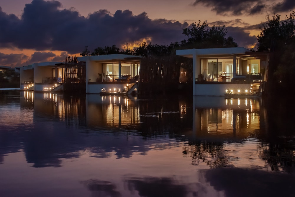 Rosewood Mayakoba — Hotel building in Playa del Carmen, Quintana Roo