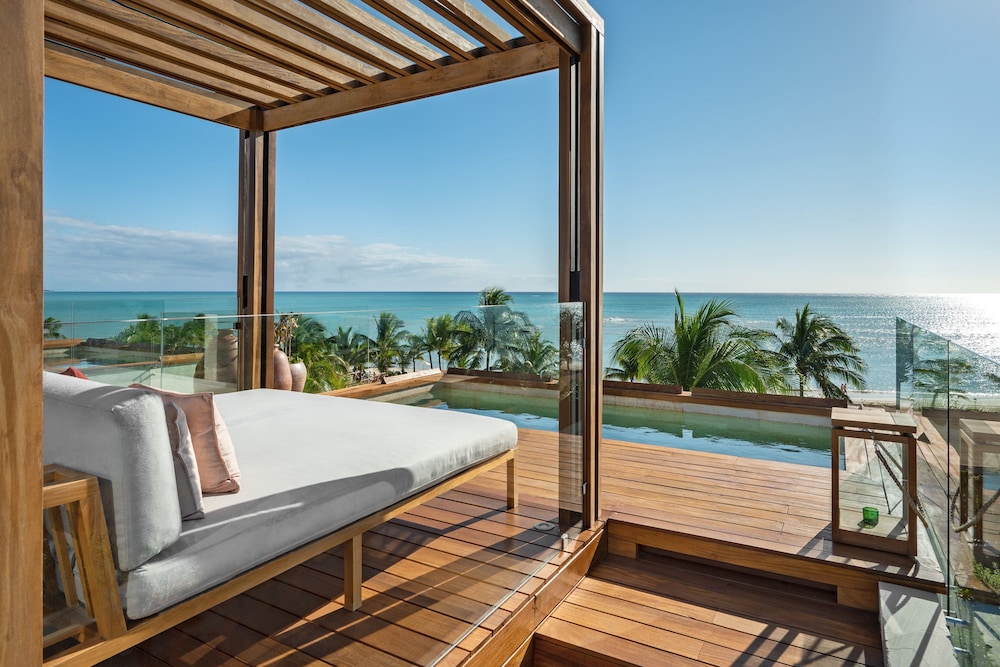 Rosewood Mayakoba — Swimming pool in Playa del Carmen, Quintana Roo