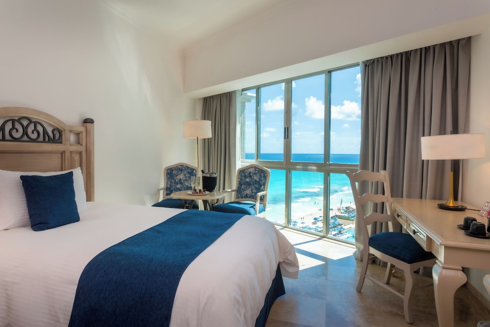 Sandos Cancún All Inclusive - Adults Only — Hotel rooms in Cancun, Quintana Roo